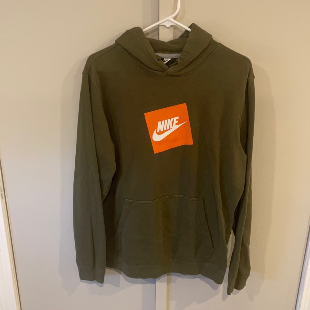 Men’s Nike Hoodie (L)